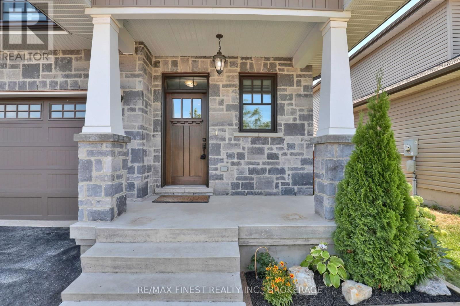 161 MCDONOUGH CRESCENT Image 5