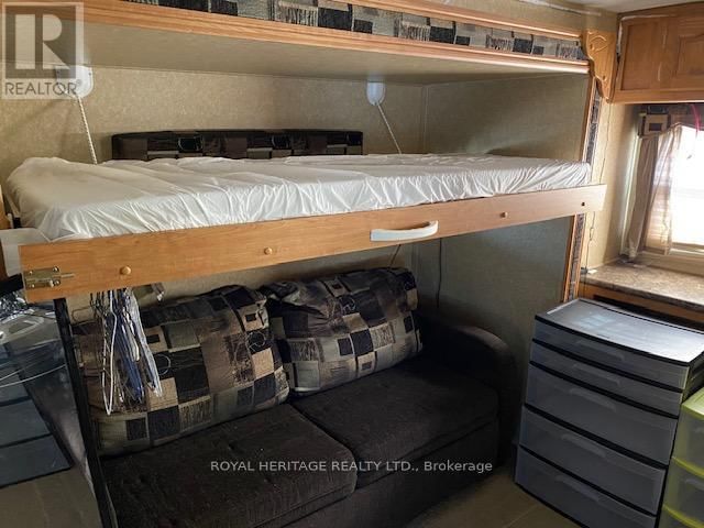 920 SKYLINE ROAD Image 11
