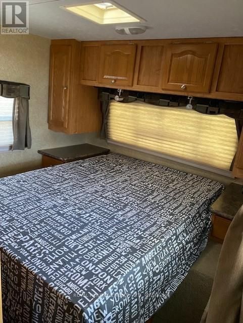 920 SKYLINE ROAD Image 27