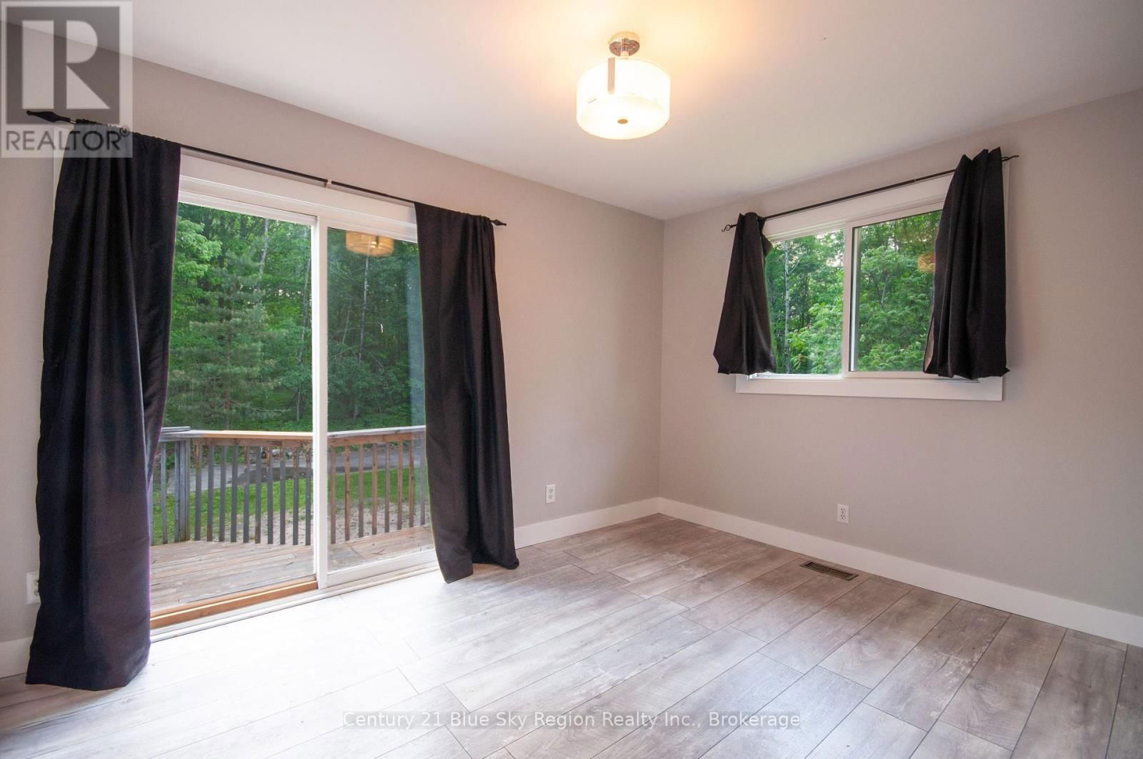 425 TILLICUM BAY ROAD Image 13