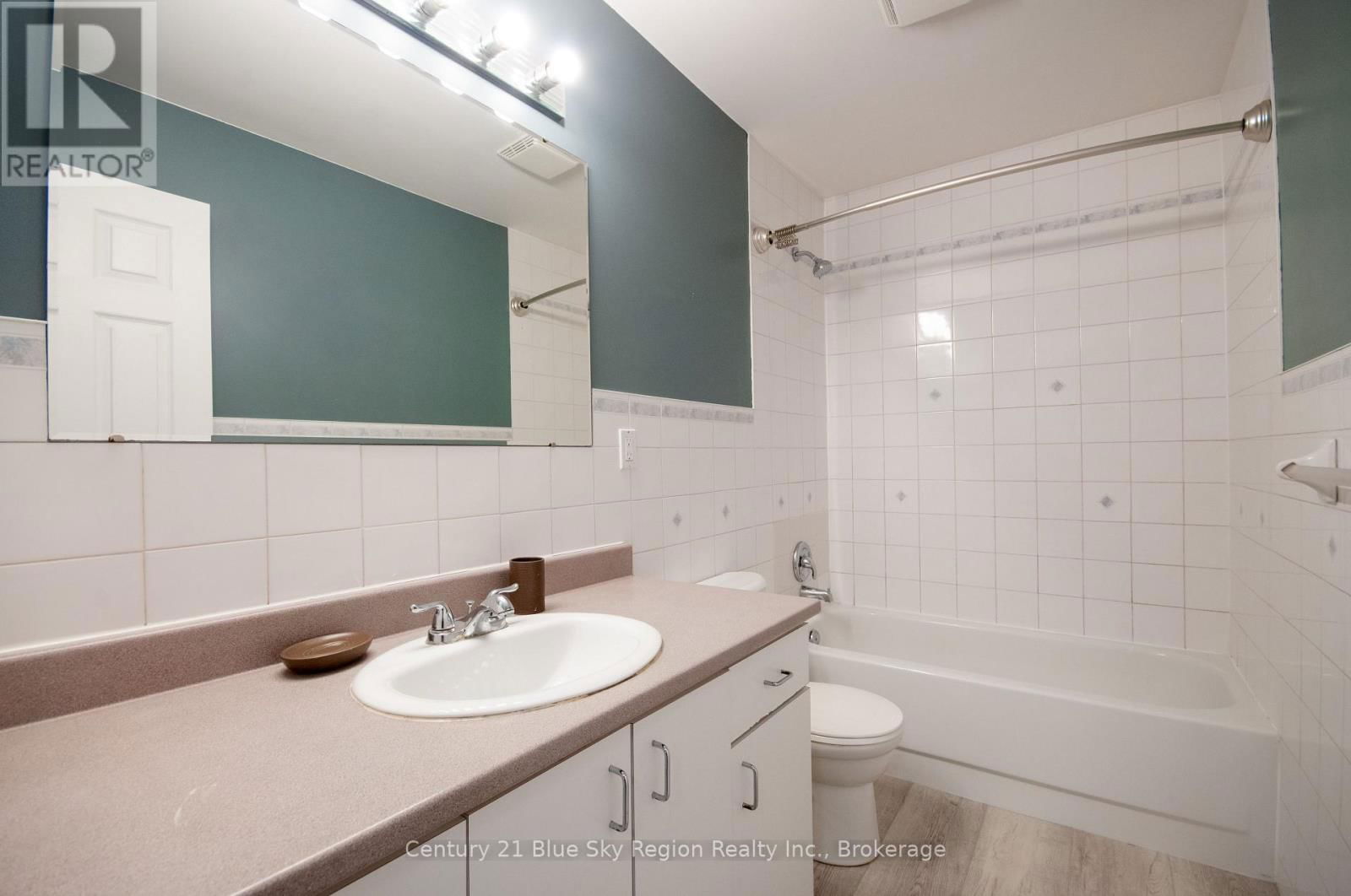 425 TILLICUM BAY ROAD Image 15