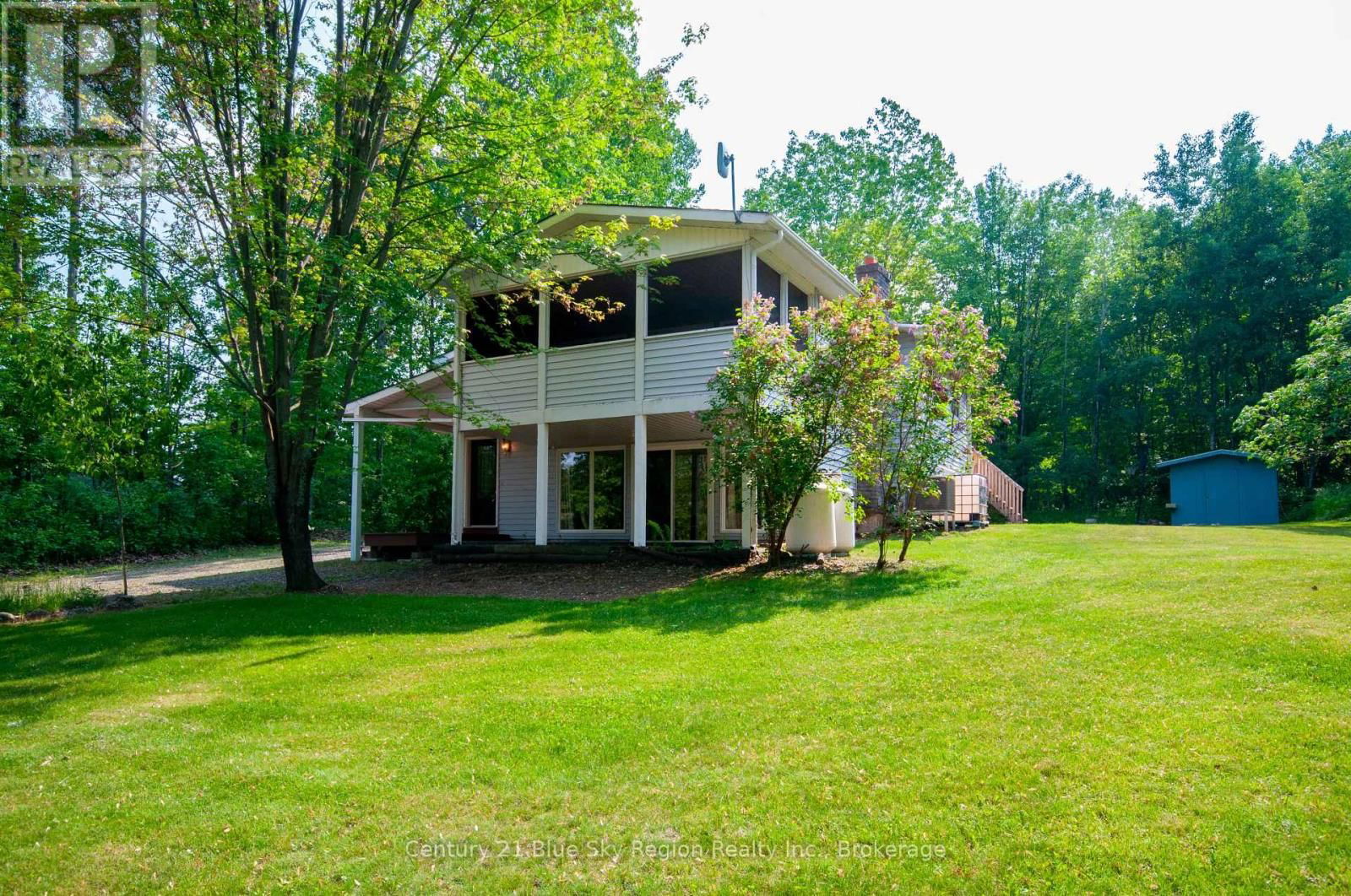 425 TILLICUM BAY ROAD Image 30