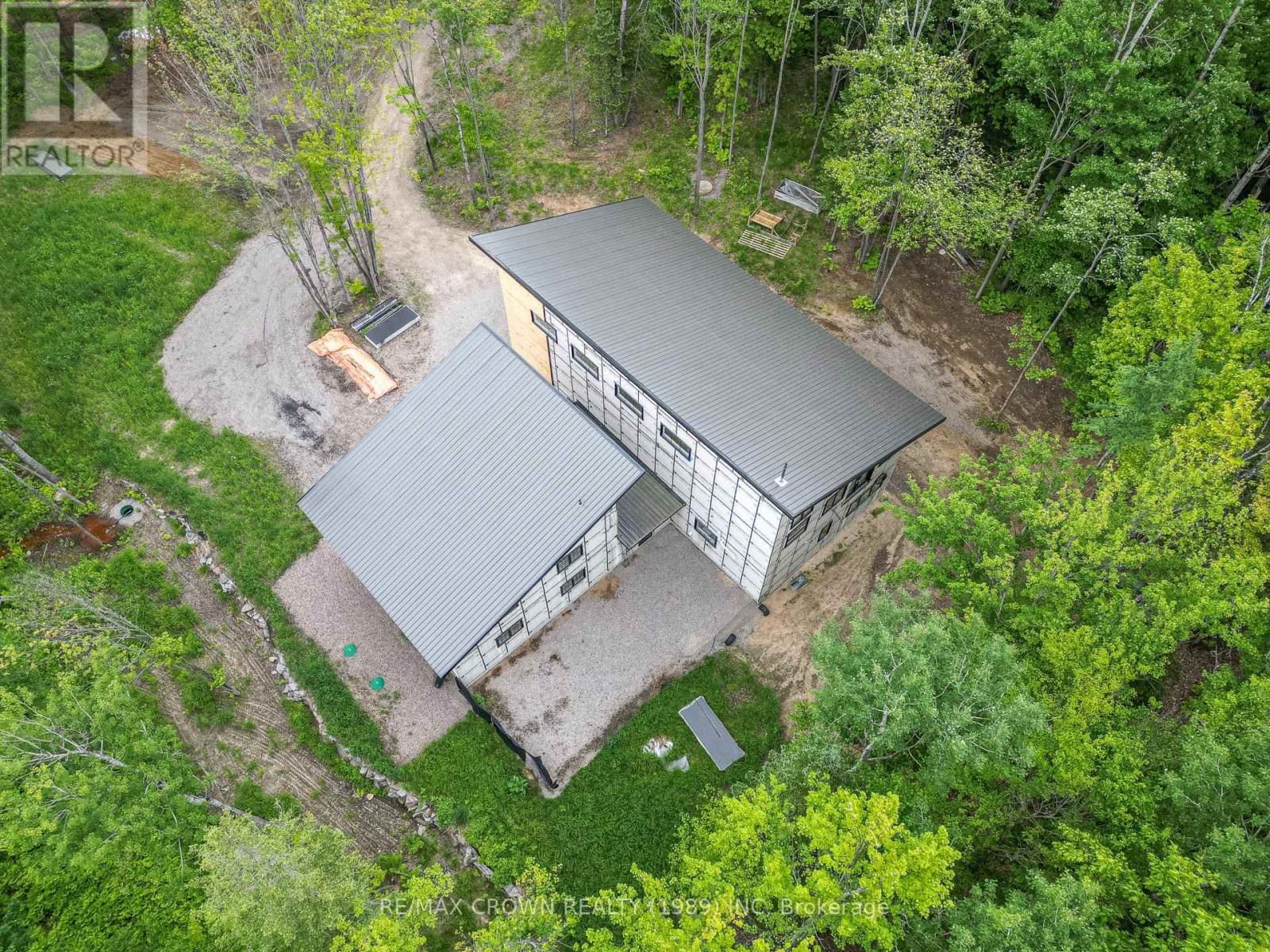 24 SUN VALLEY WAY Image 6