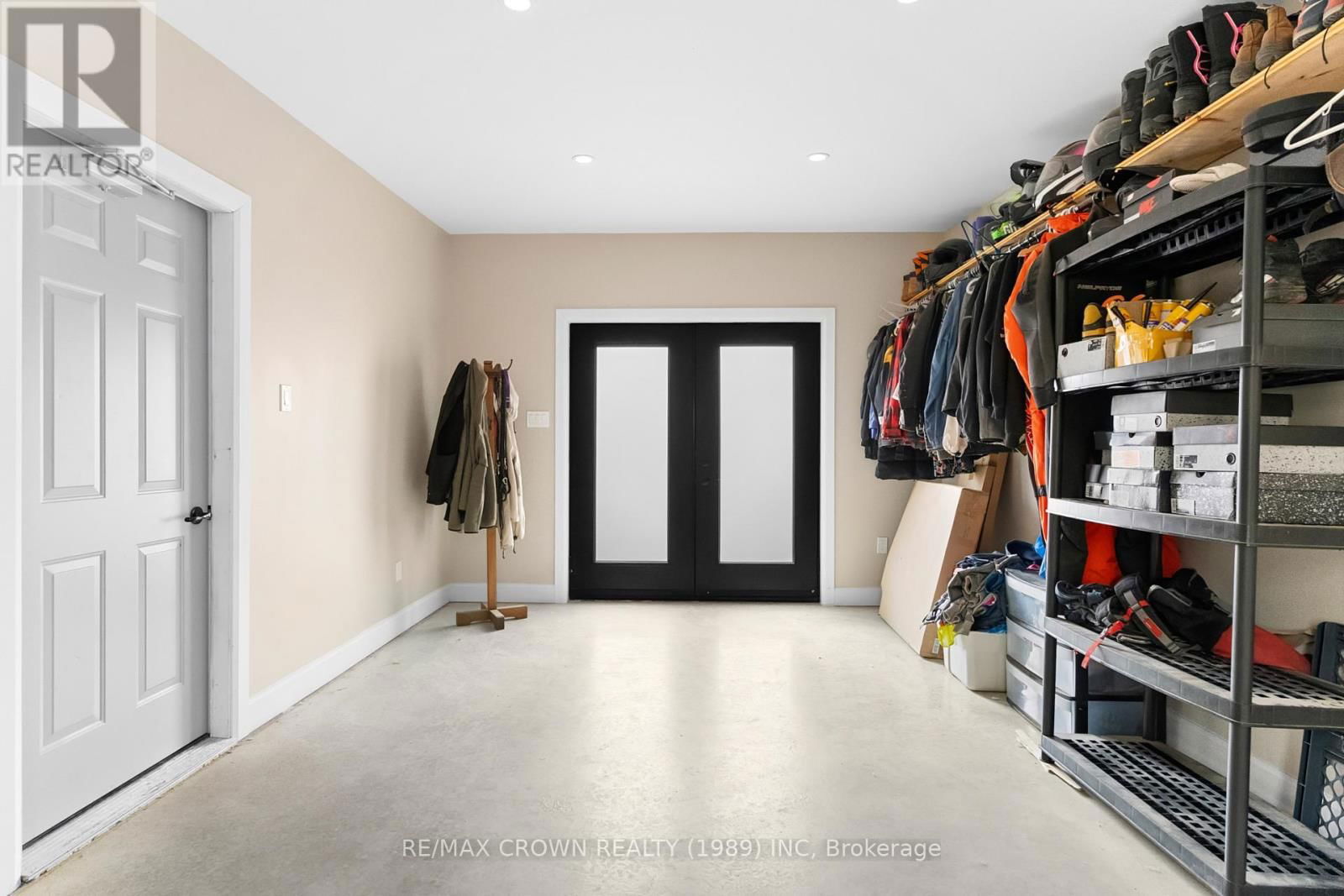 24 SUN VALLEY WAY Image 8