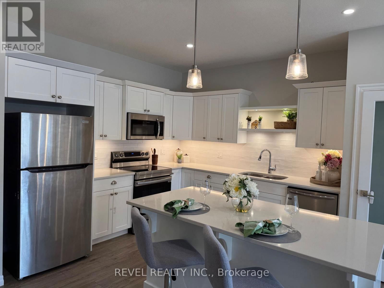 105 LIVINGSTON DRIVE Image 4