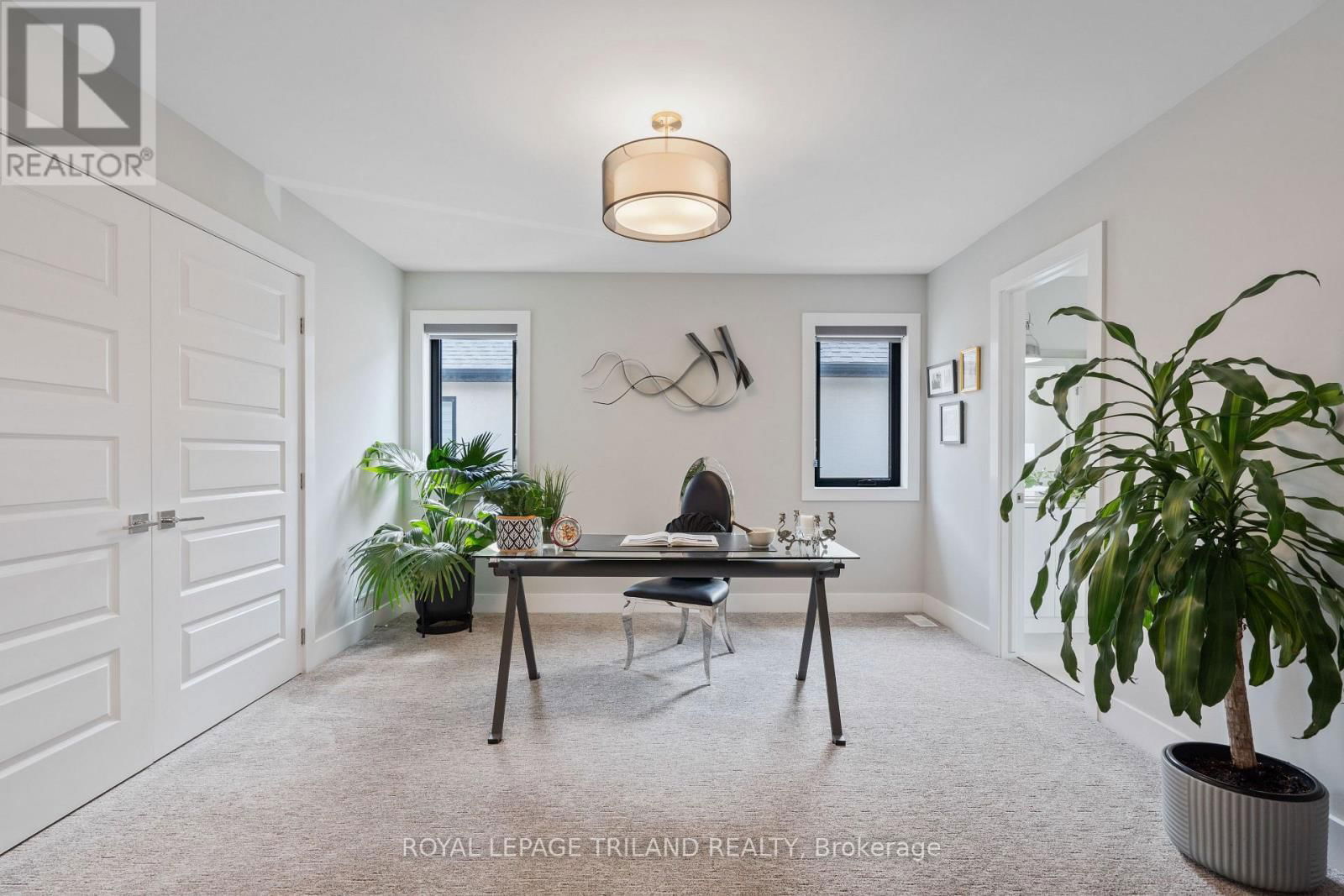1754 BRAYFORD AVENUE Image 32