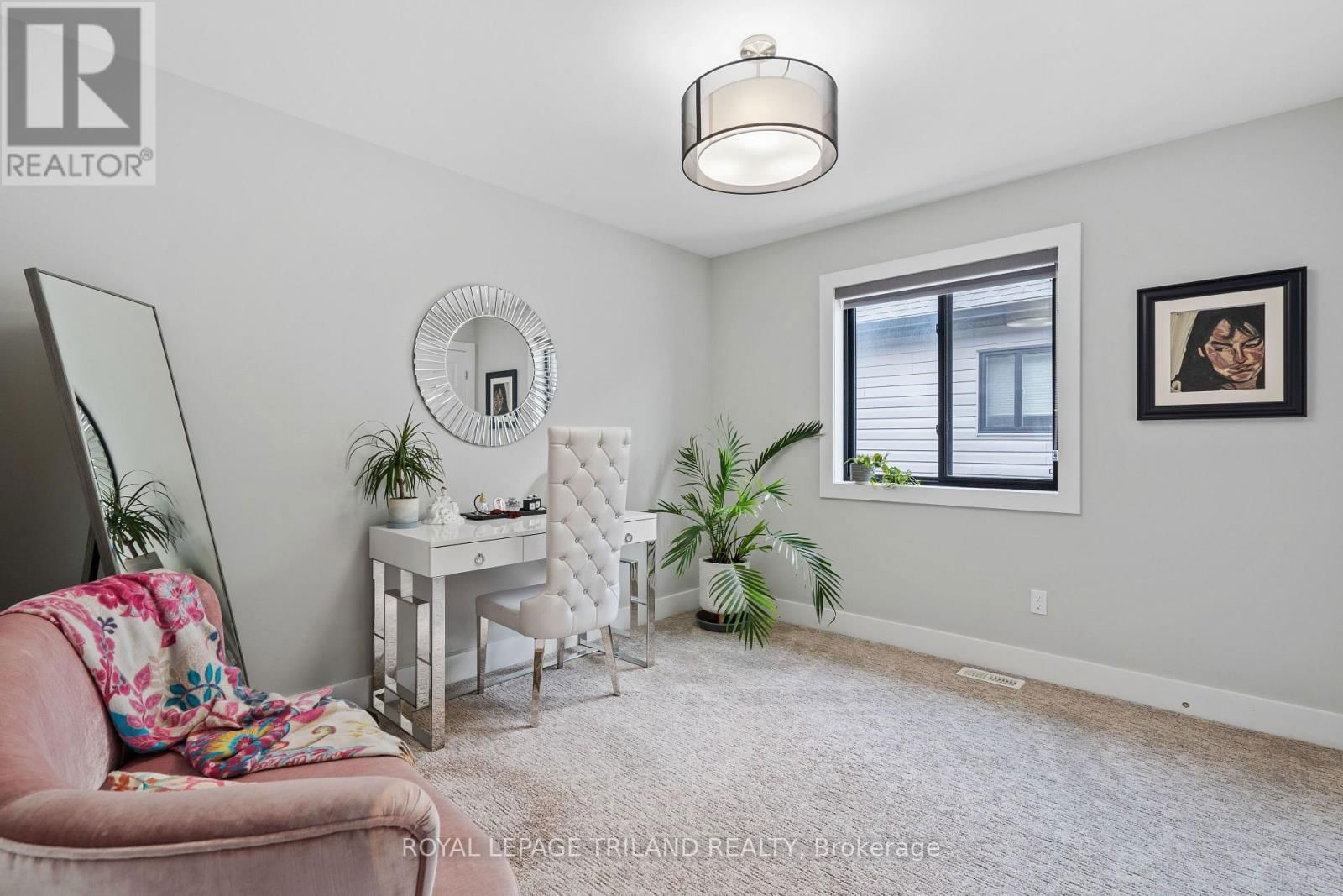 1754 BRAYFORD AVENUE Image 33
