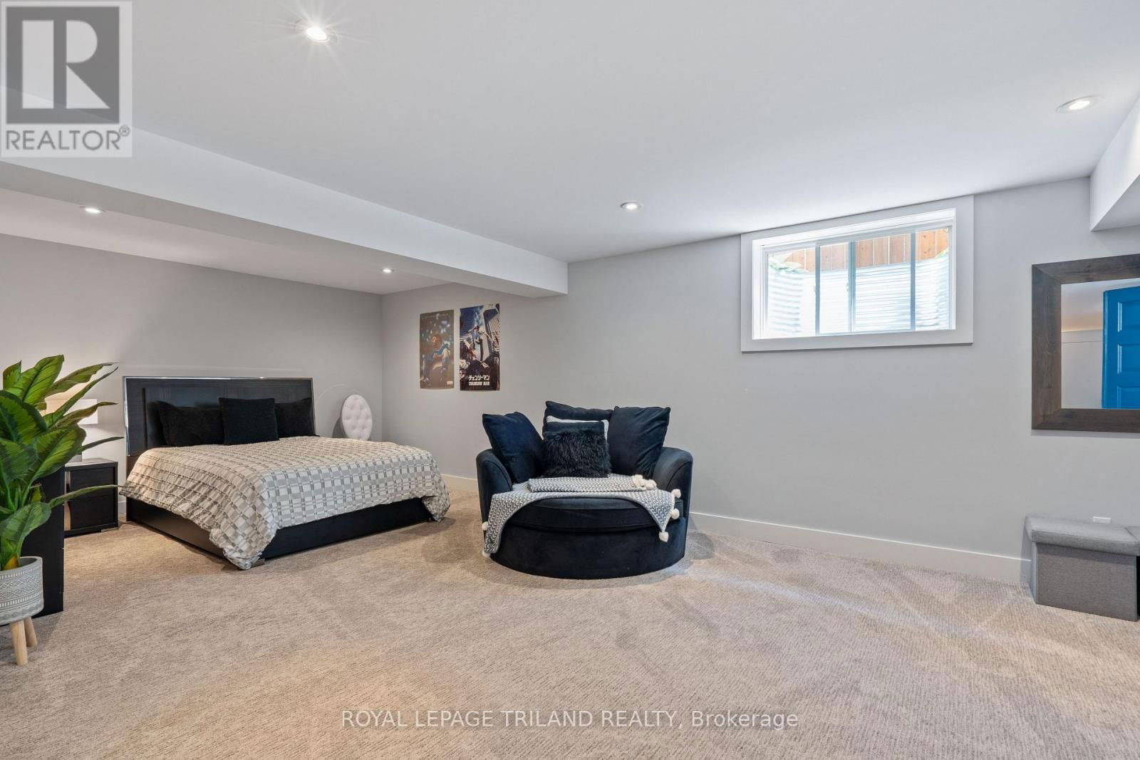 1754 BRAYFORD AVENUE Image 37