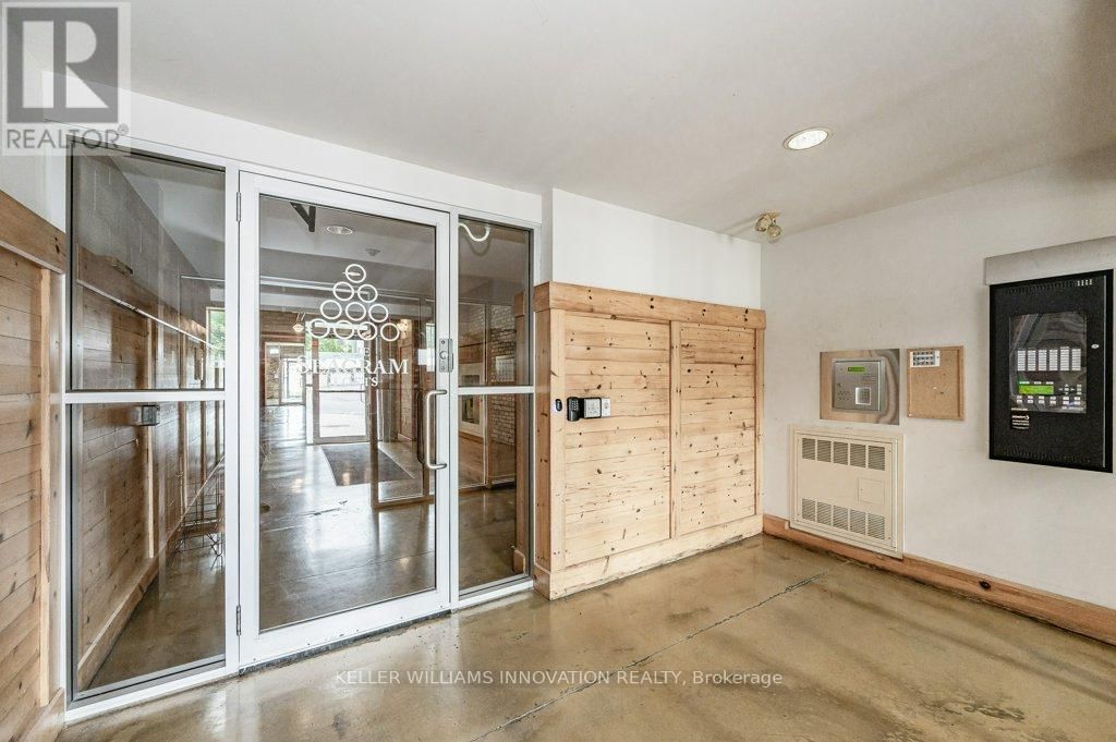 201 - 3 FATHER DAVID BAUER DRIVE Image 39