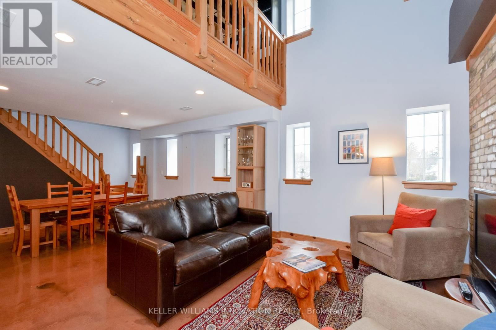 201 - 3 FATHER DAVID BAUER DRIVE Image 7