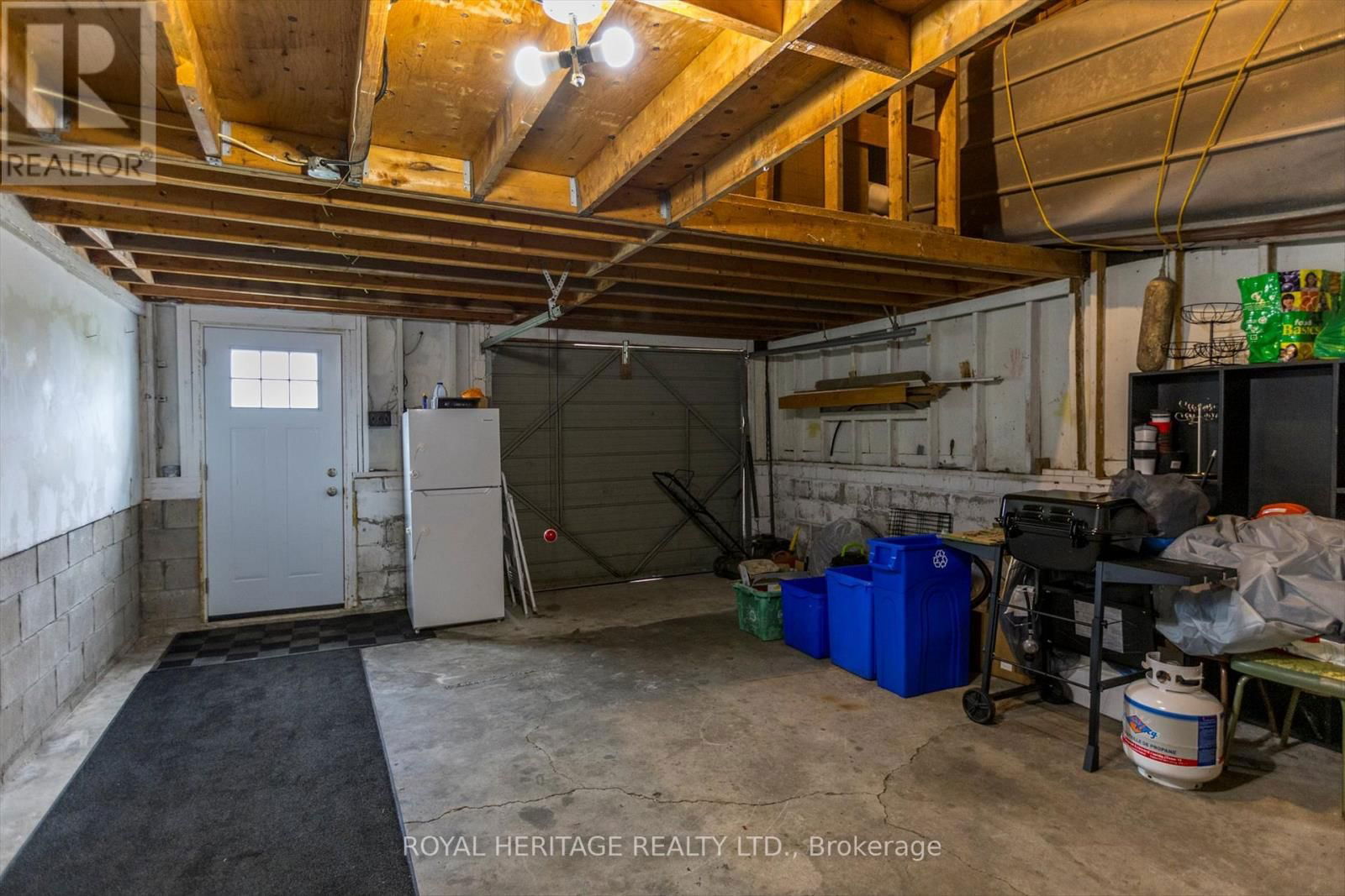 64 GEORGE STREET WEST Image 32