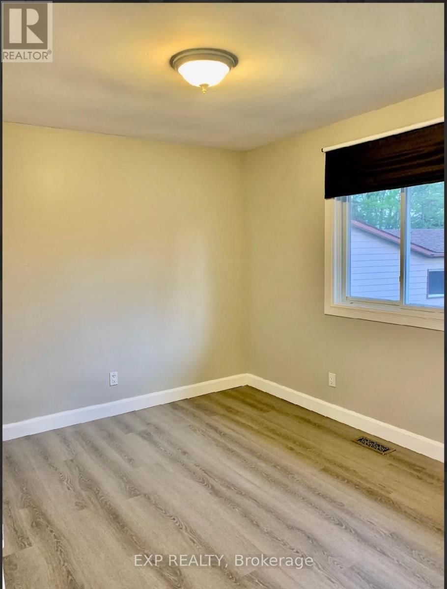 84 SHERWOOD AVENUE Image 10
