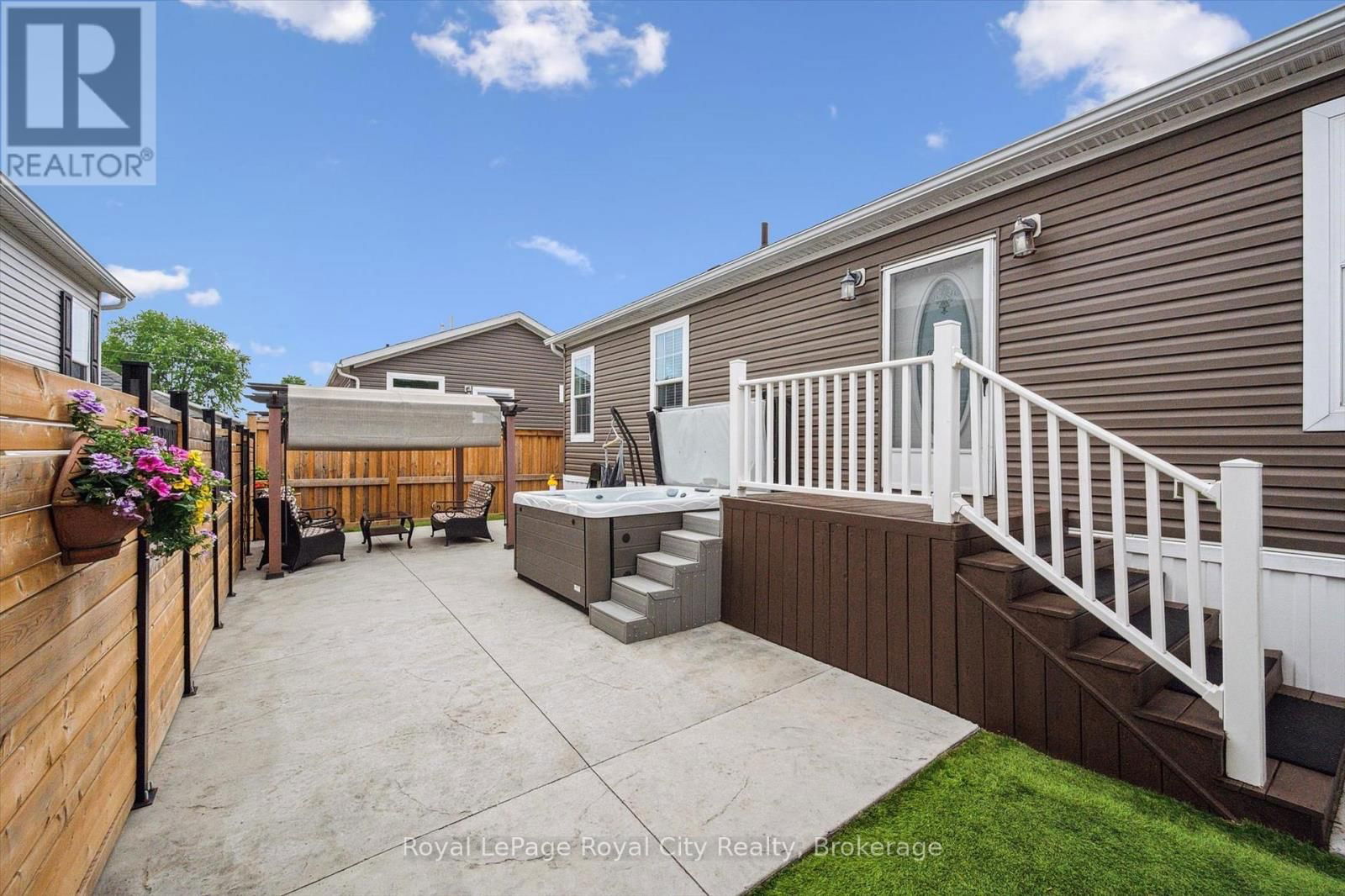 13 BASSWOOD ROAD PVT ROAD Image 30