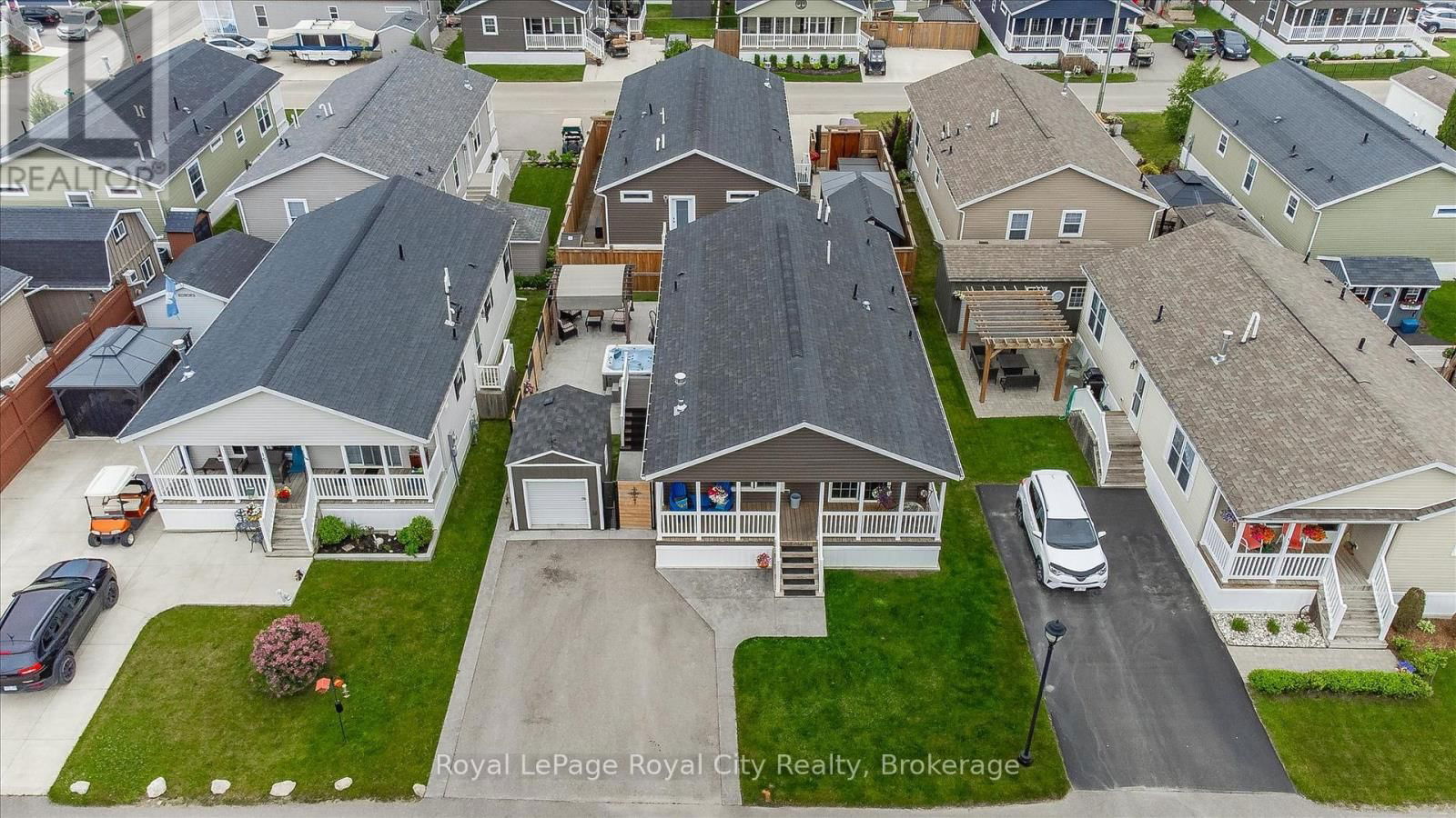 13 BASSWOOD ROAD PVT ROAD Image 43