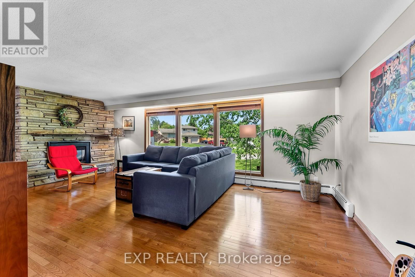 19 OAK COURT Image 11