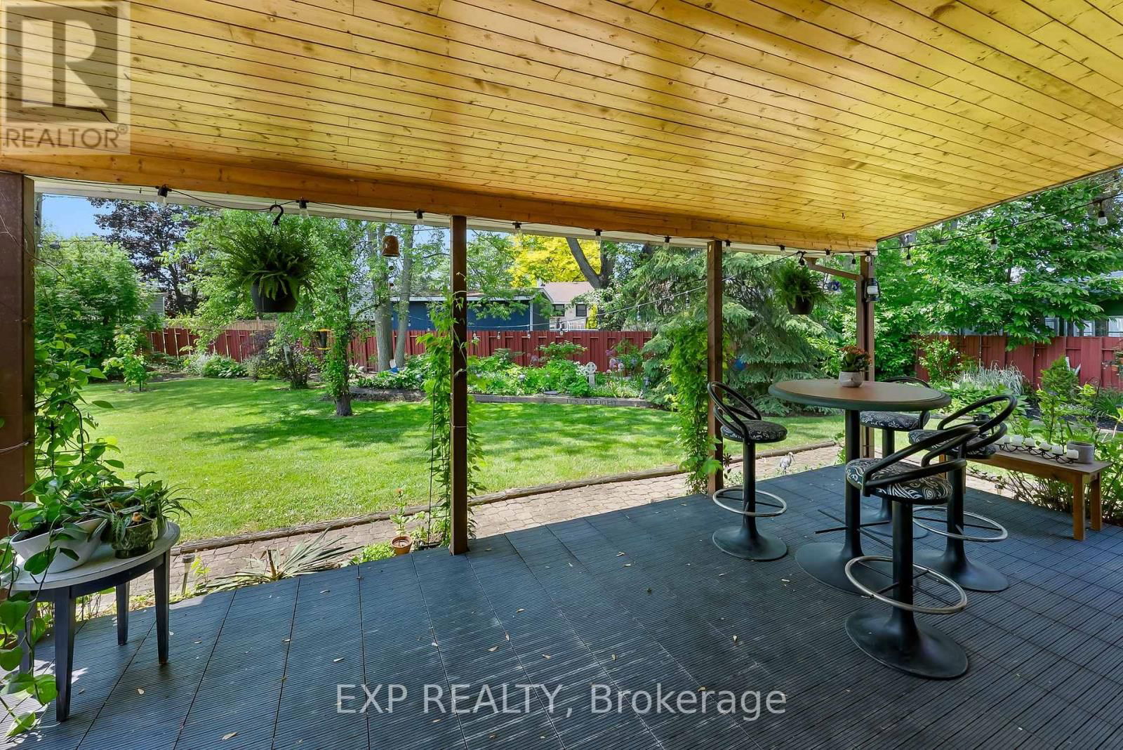 19 OAK COURT Image 37