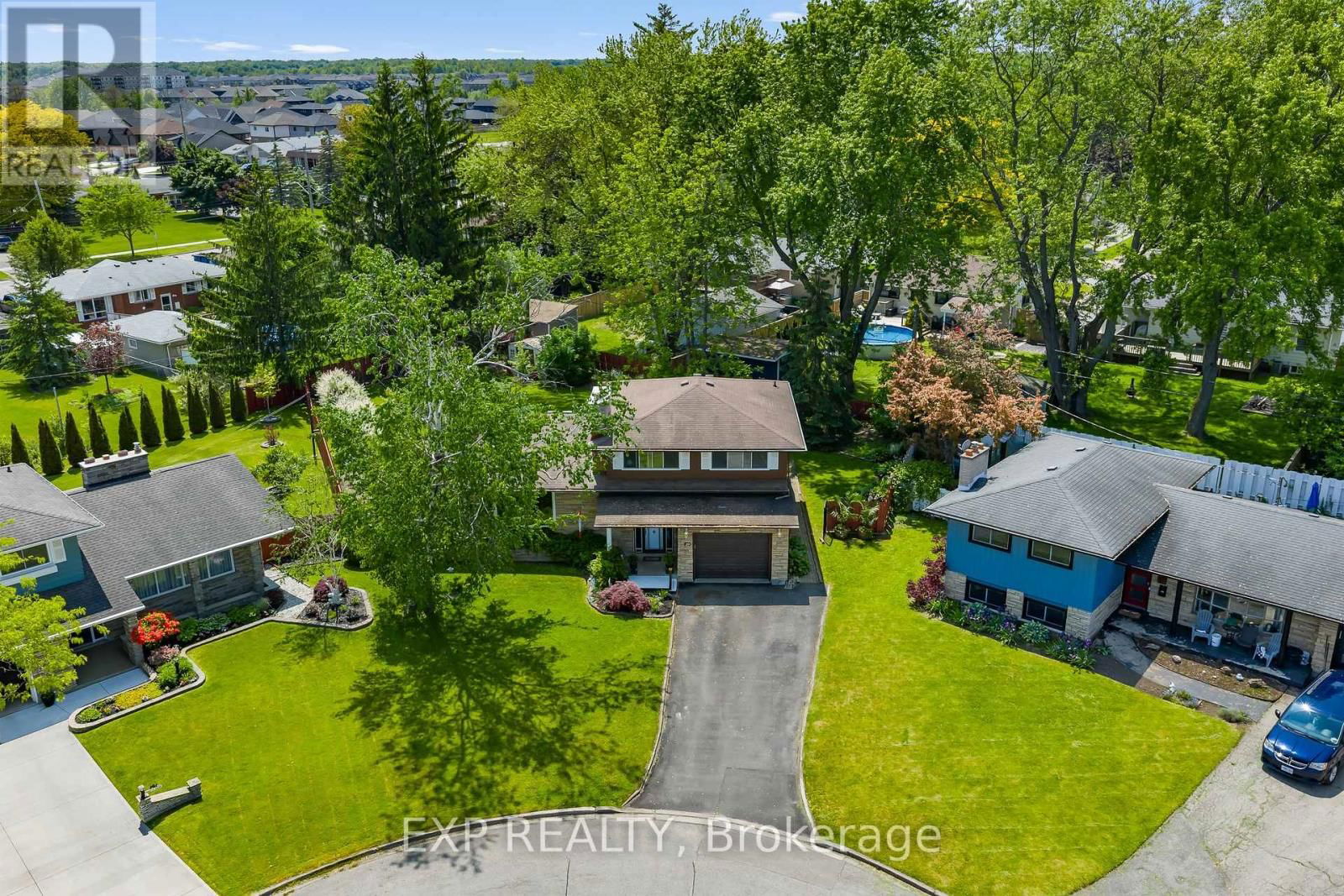 19 OAK COURT Image 4