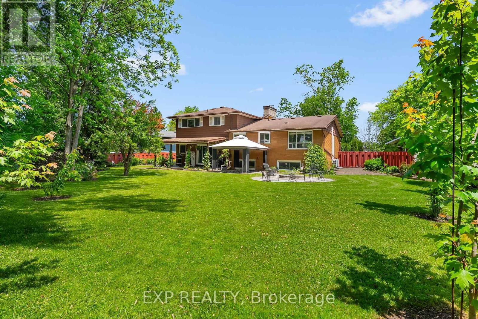 19 OAK COURT Image 40