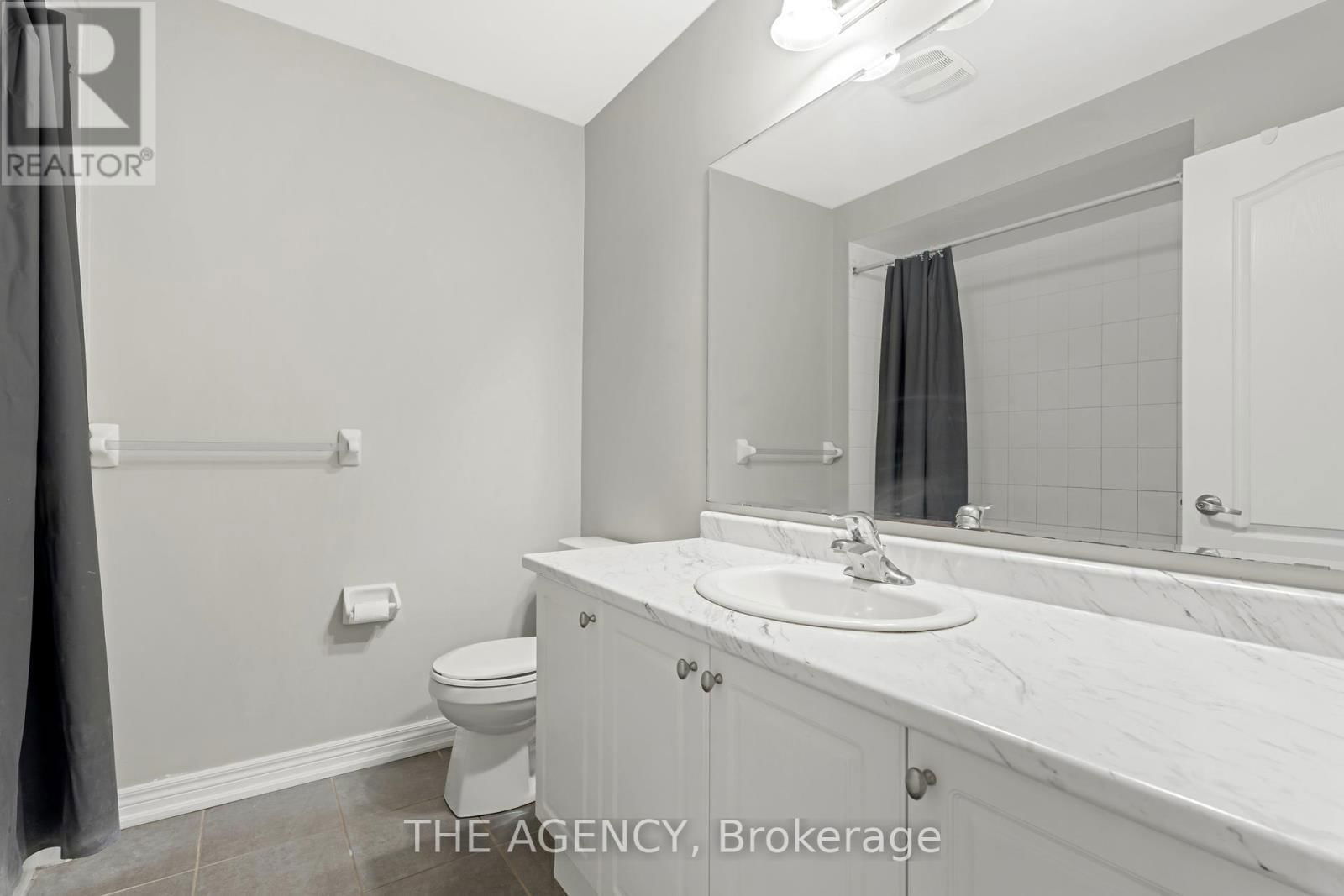 42 - 570 LINDEN DRIVE Image 21
