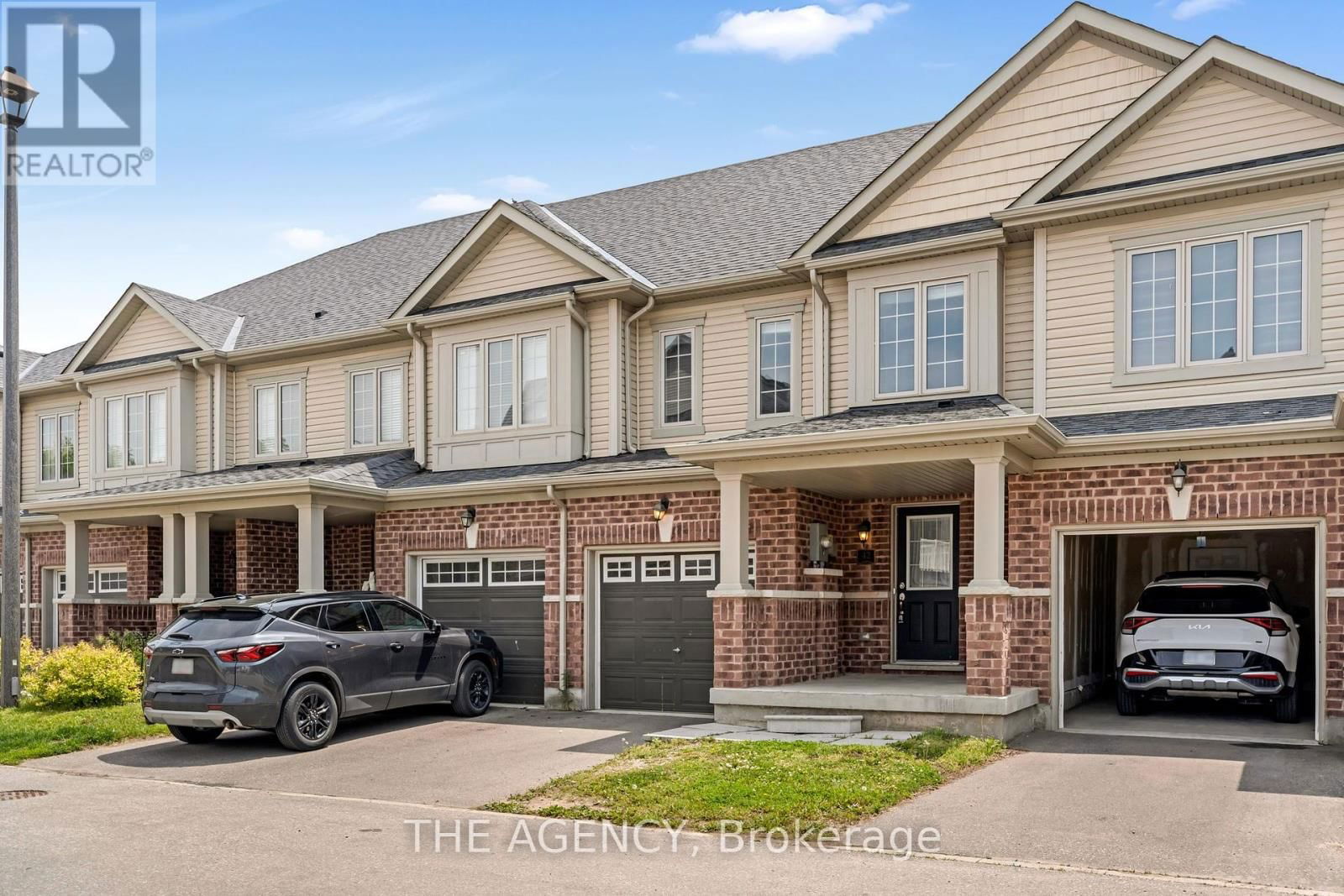 42 - 570 LINDEN DRIVE Image 3