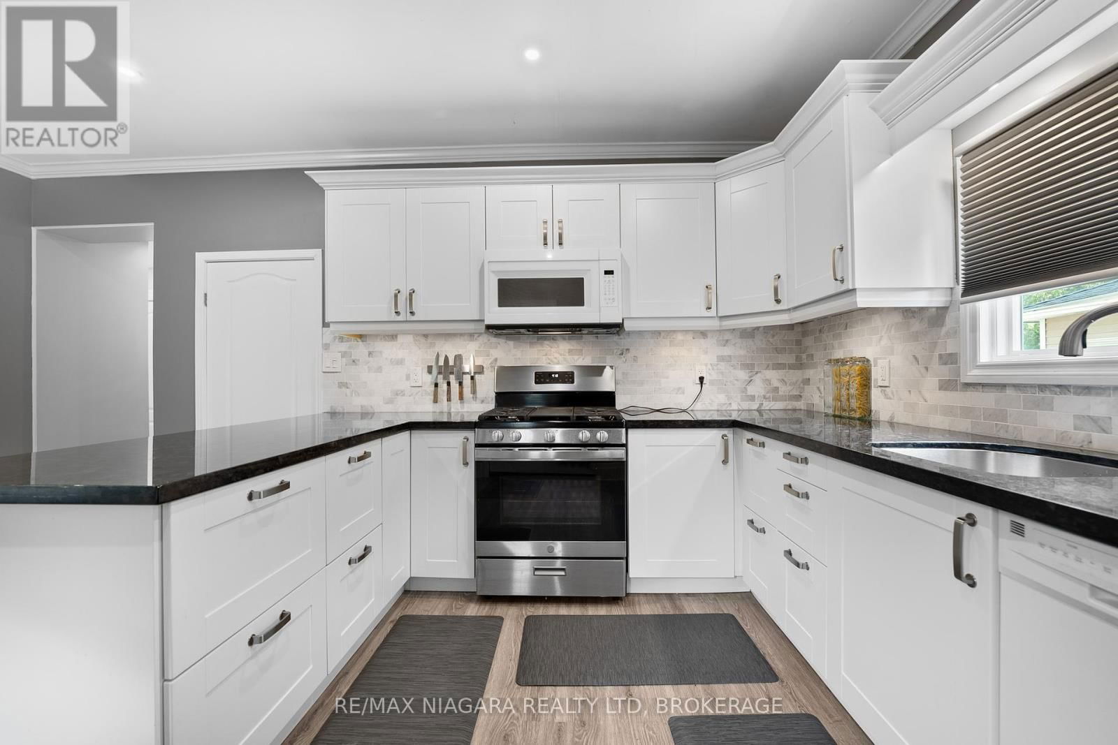 2969-2971 PORTAGE ROAD Image 9