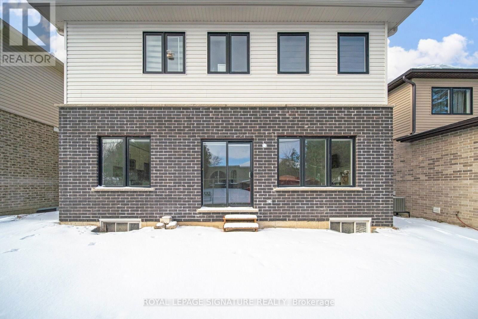 226 MORTON STREET Image 45