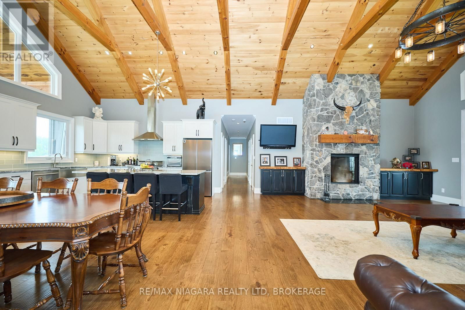 2391 MILLER ROAD Image 12