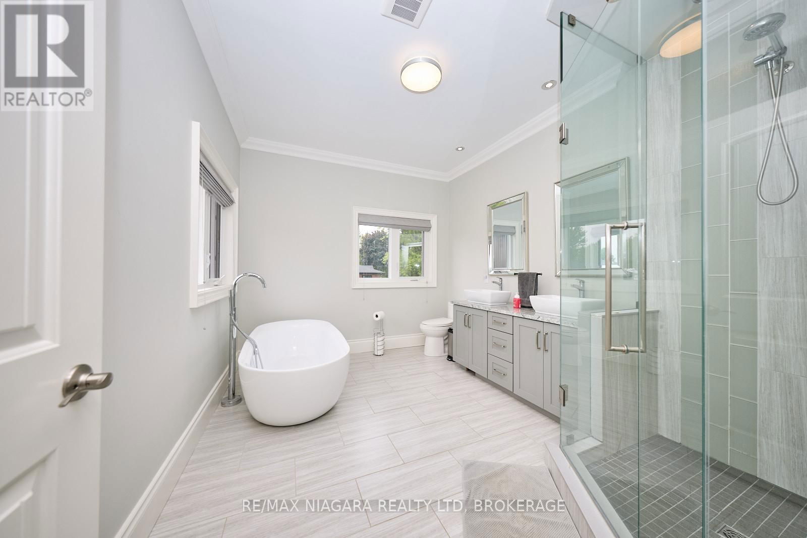 2391 MILLER ROAD Image 19