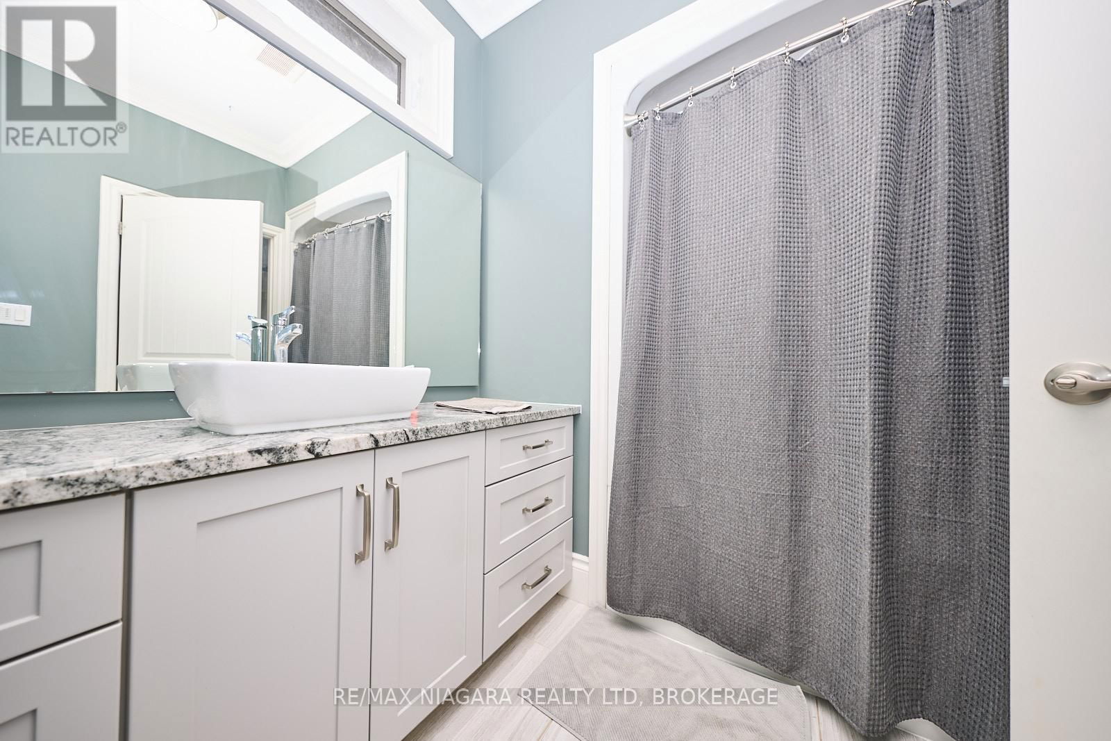 2391 MILLER ROAD Image 24