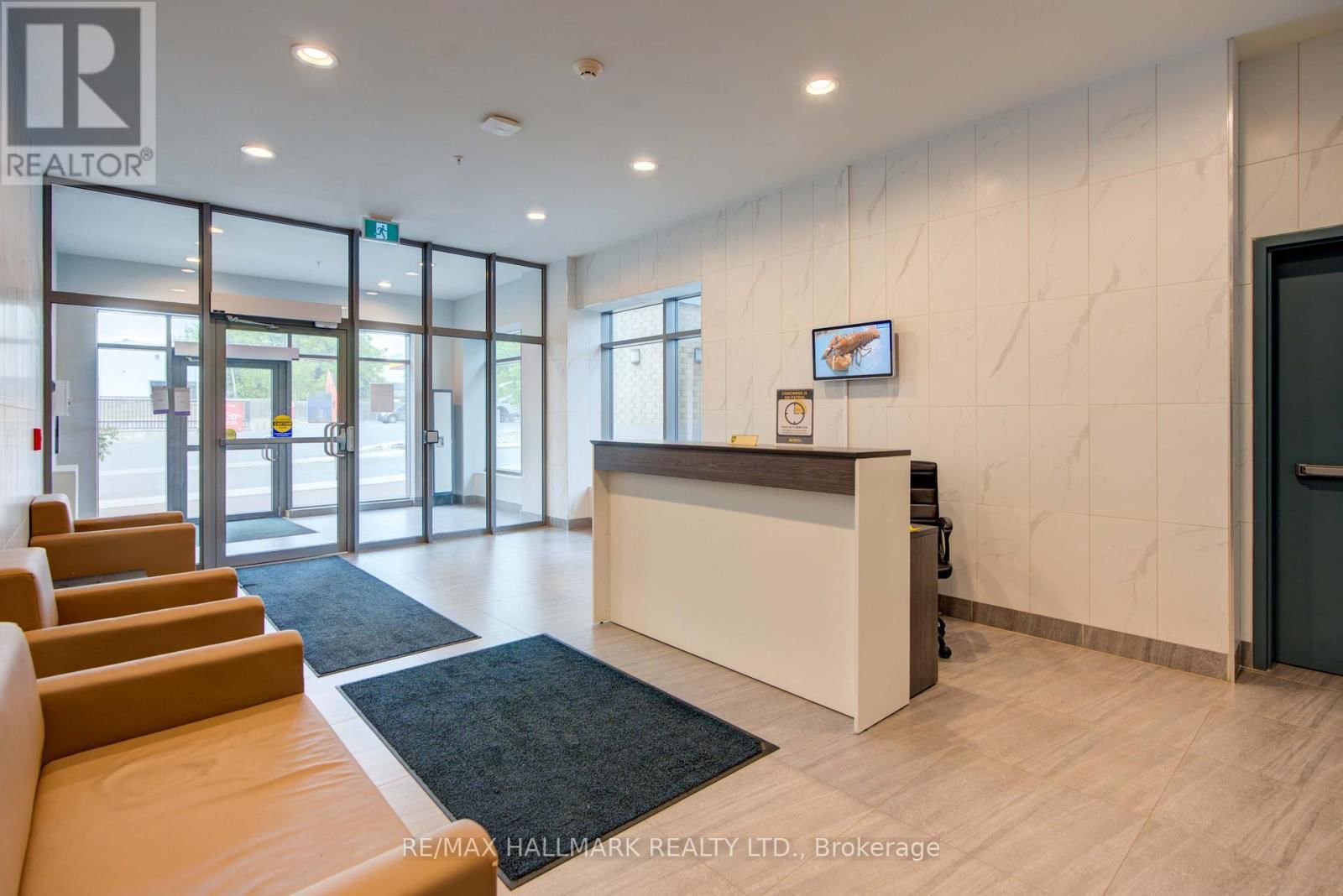 406 - 652 PRINCESS STREET Image 24