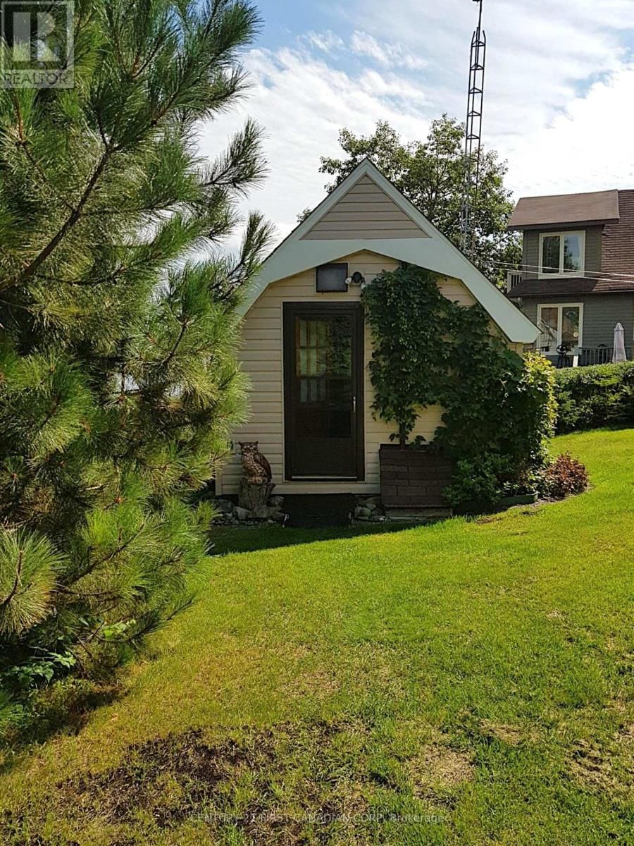 109 CRESSEY ROAD Image 18
