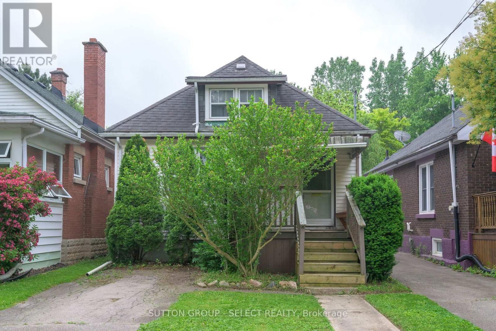 107 LANGARTH STREET EAST Image 2