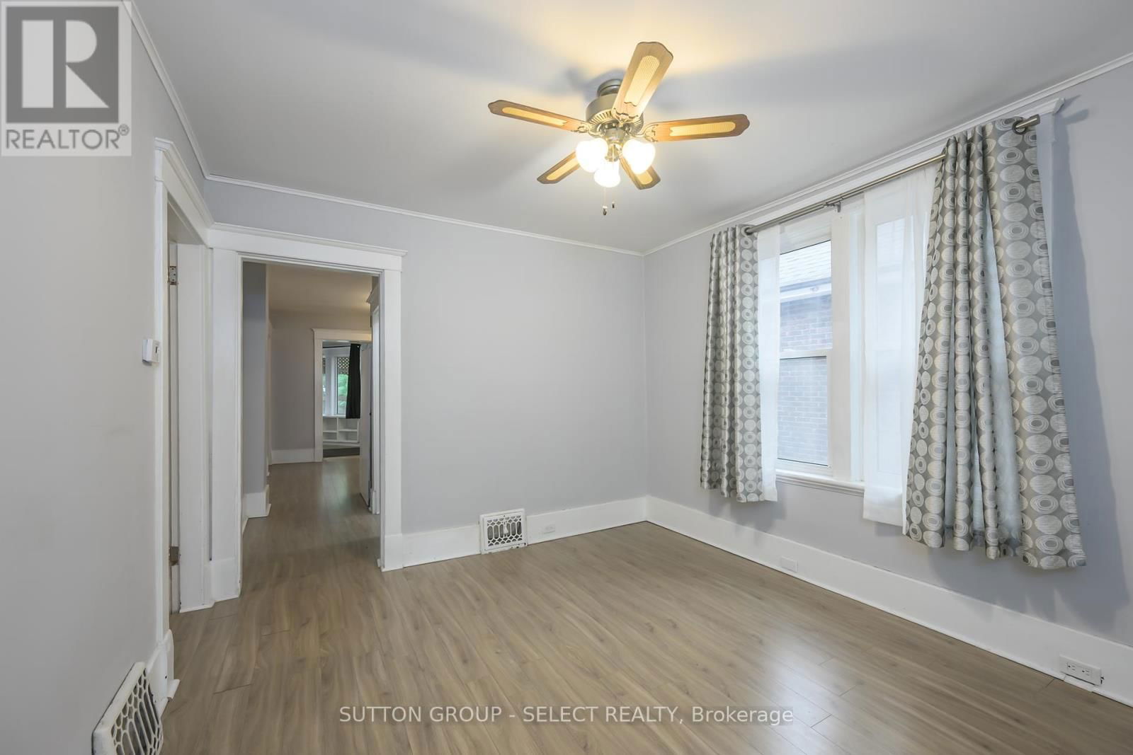 107 LANGARTH STREET EAST Image 5