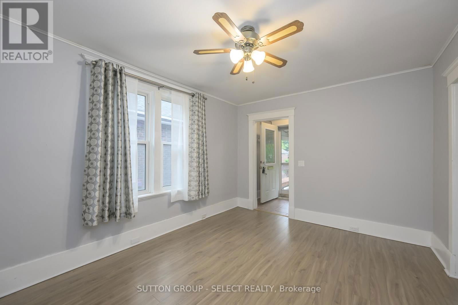 107 LANGARTH STREET EAST Image 6