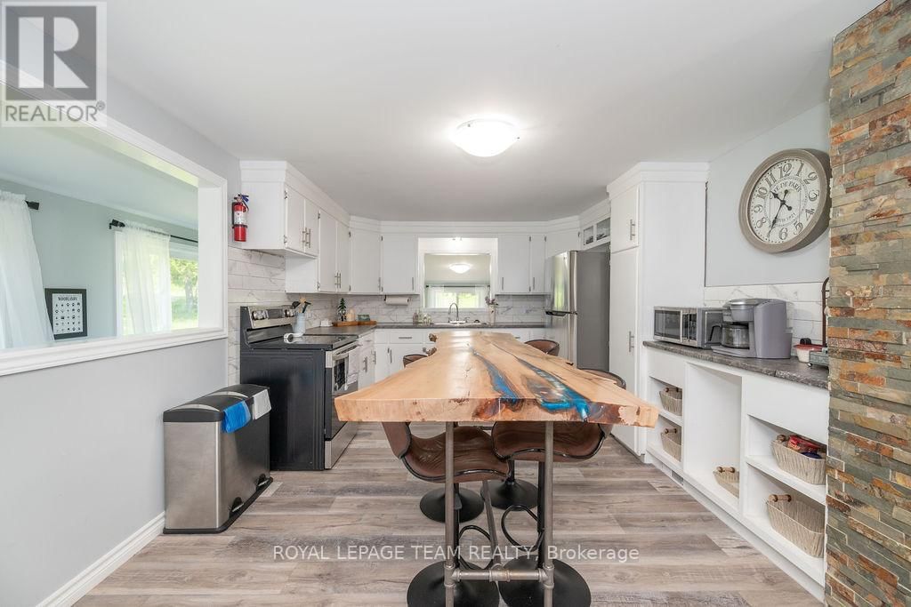 3432 SIBERIA ROAD Image 44