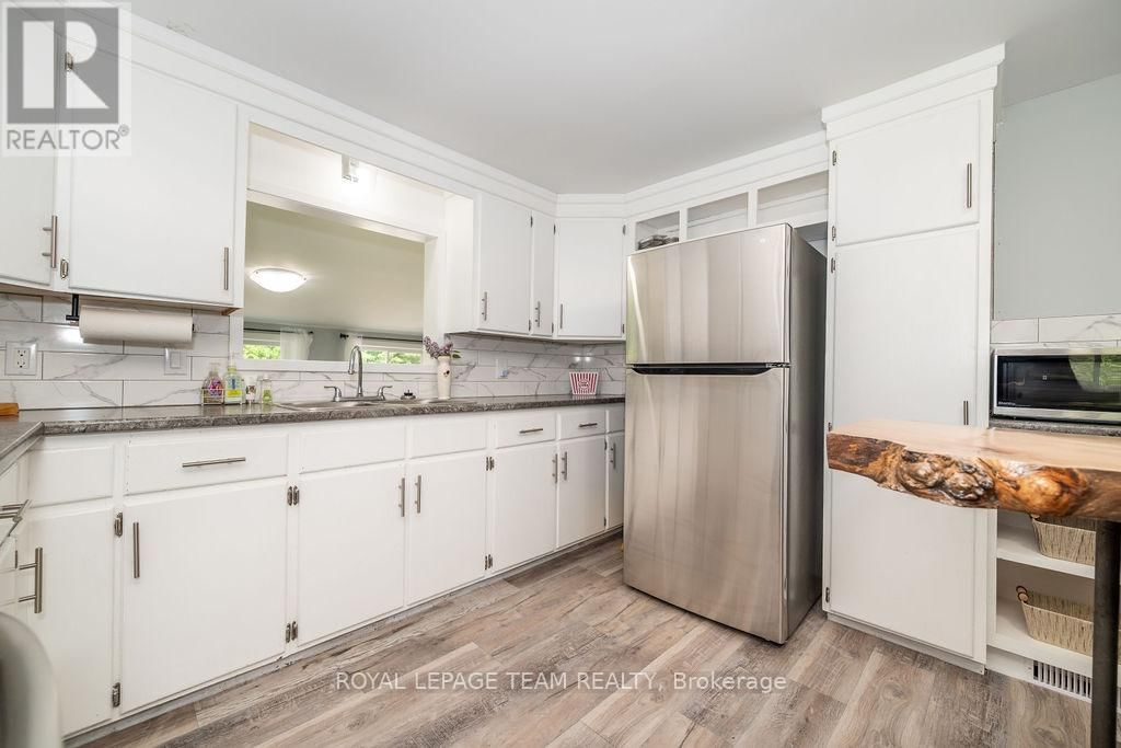 3432 SIBERIA ROAD Image 6