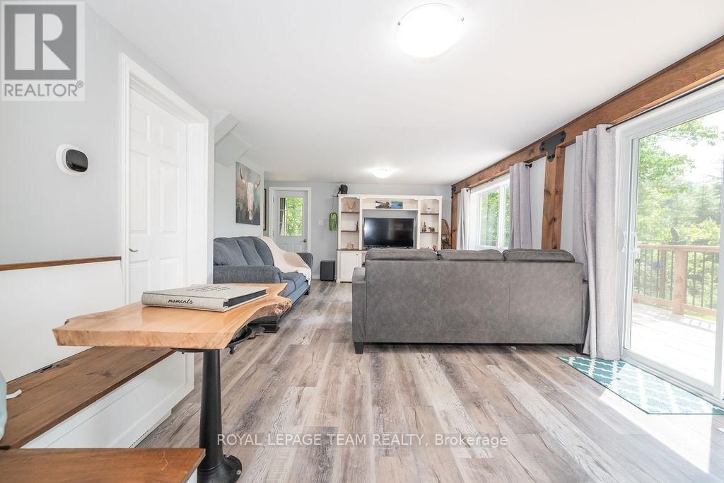 3432 SIBERIA ROAD Image 7