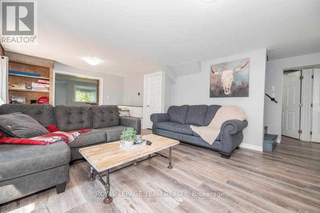 3432 SIBERIA ROAD Image 8