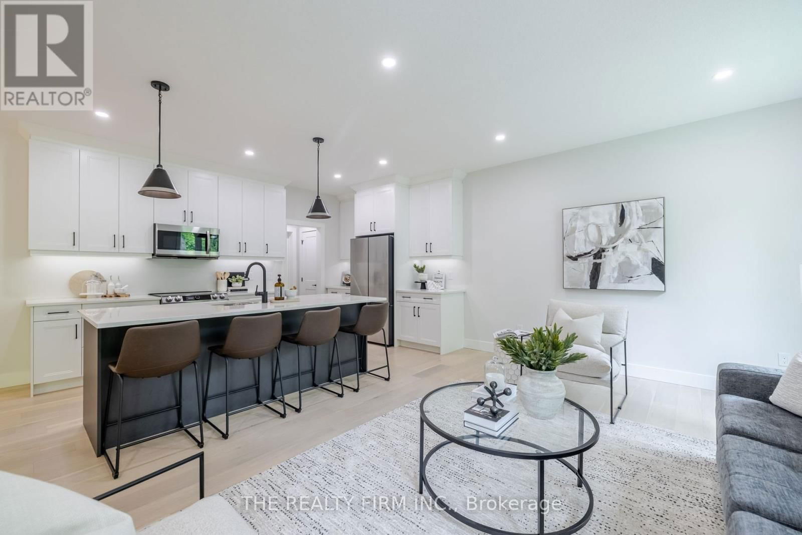 27 - 22701 ADELAIDE ROAD Image 11