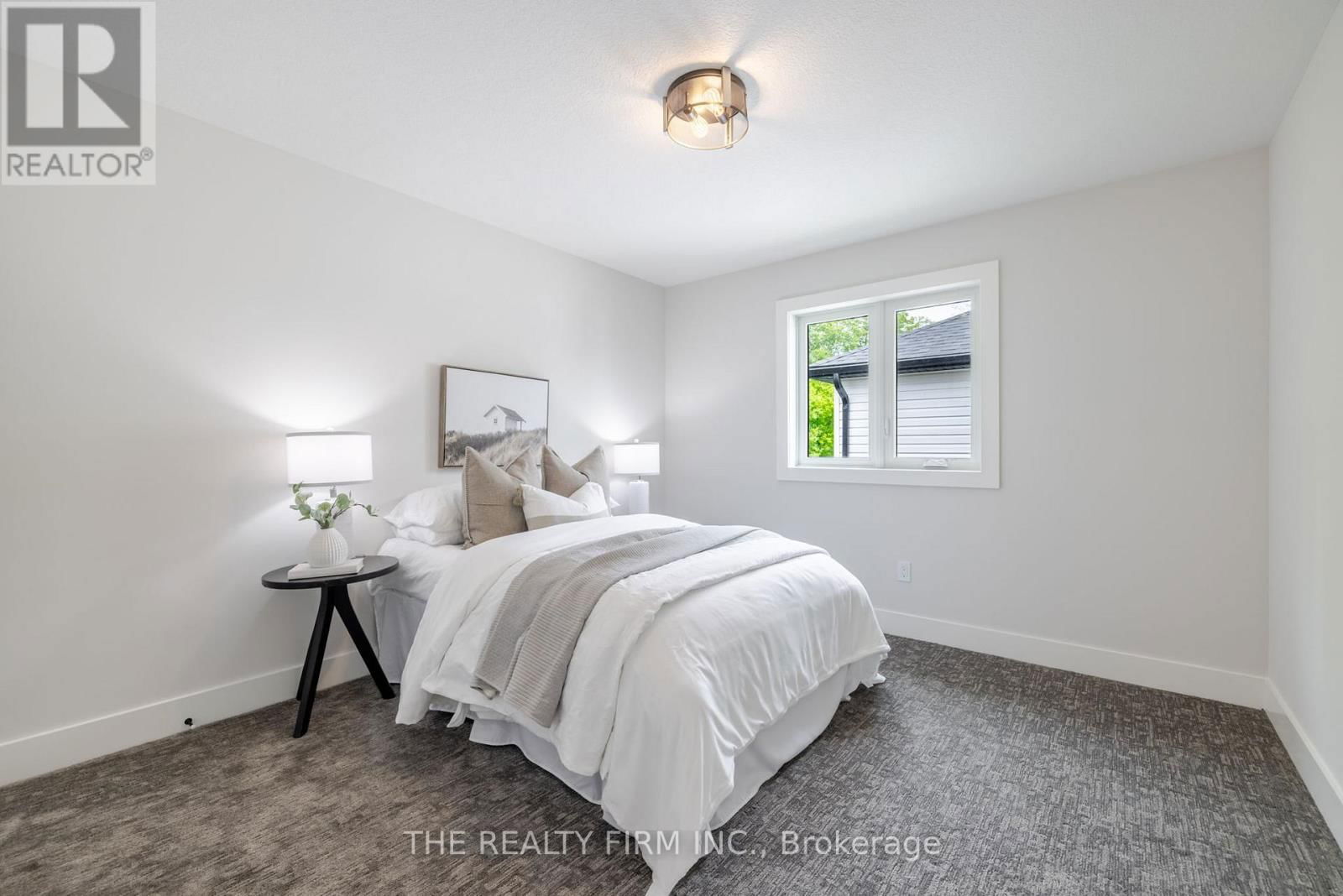 27 - 22701 ADELAIDE ROAD Image 23