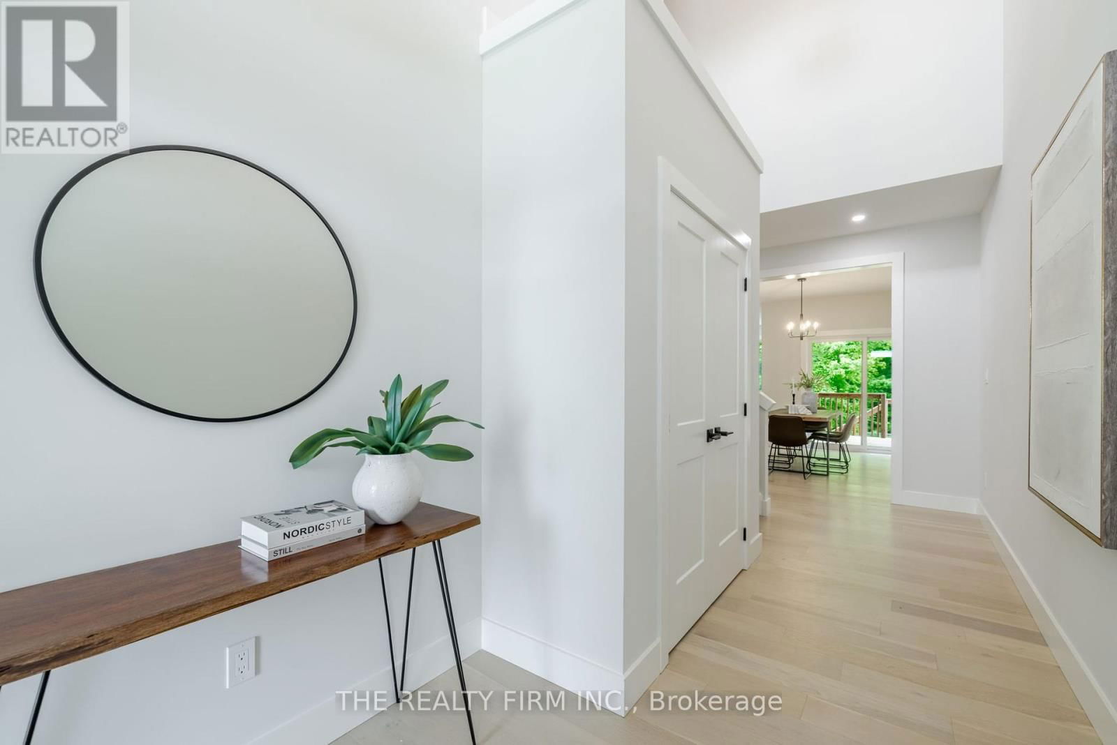 27 - 22701 ADELAIDE ROAD Image 3