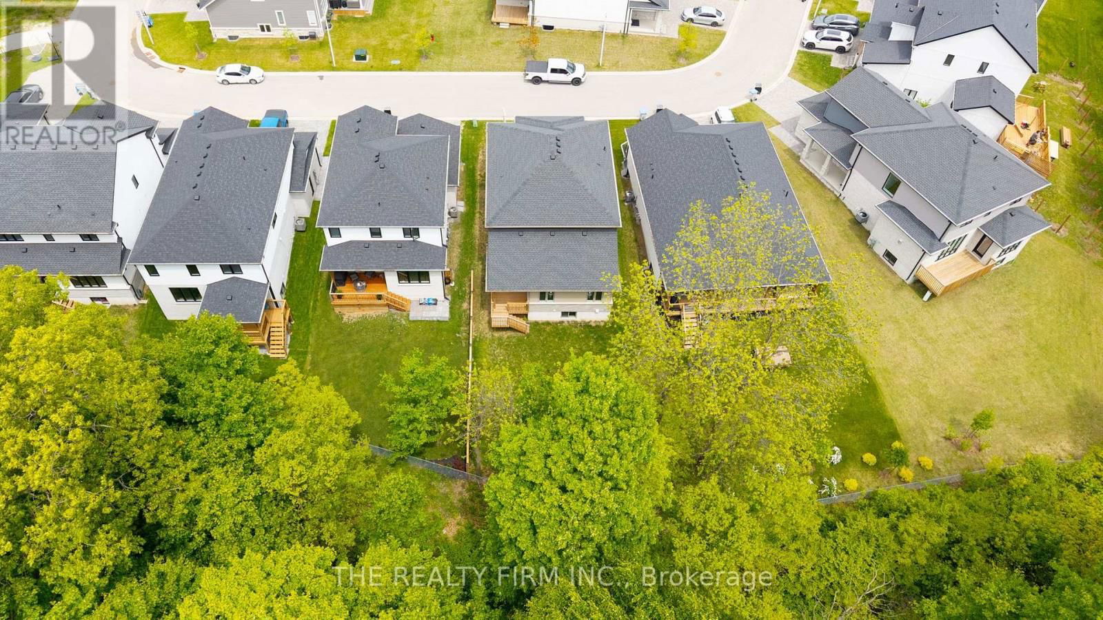 27 - 22701 ADELAIDE ROAD Image 39