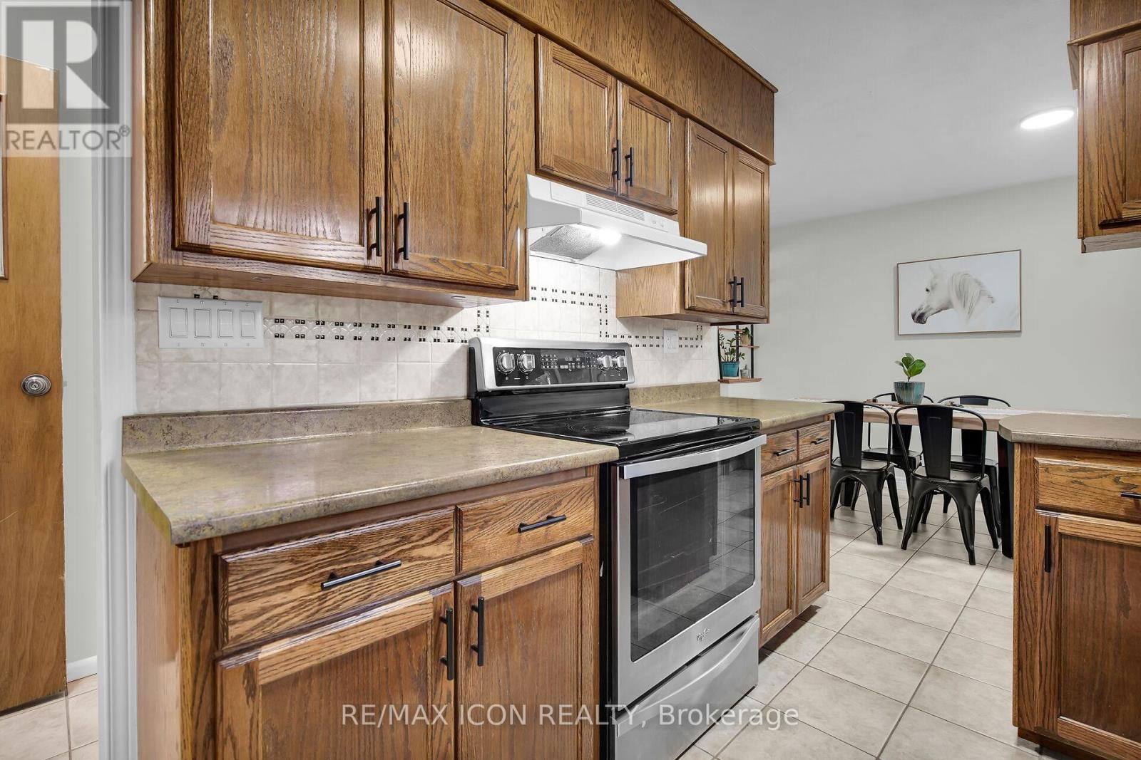8241 SANDYTOWN ROAD Image 14