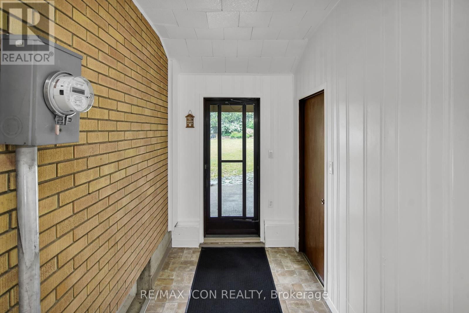 8241 SANDYTOWN ROAD Image 24