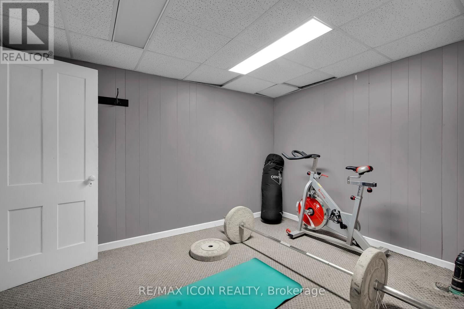 8241 SANDYTOWN ROAD Image 30