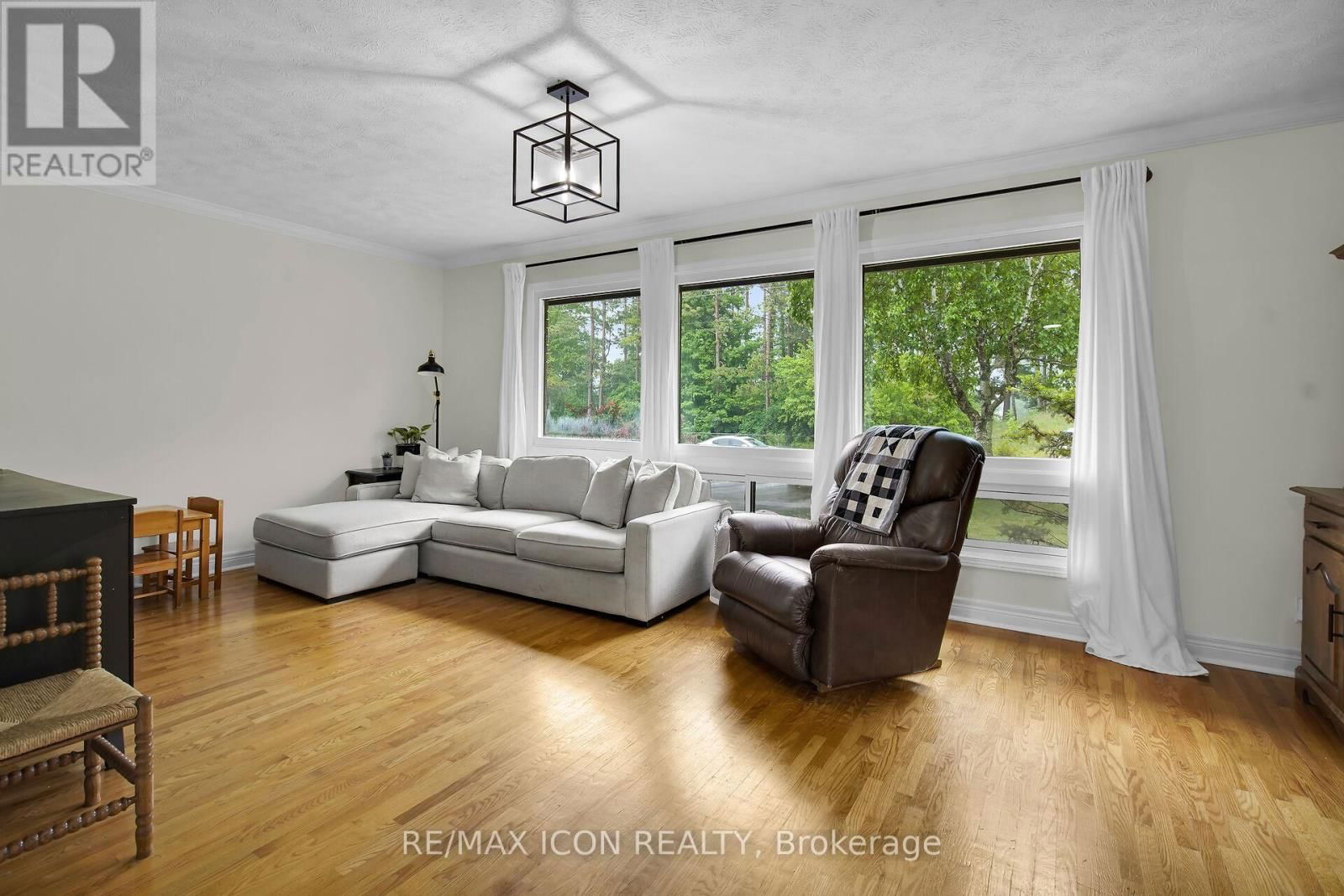 8241 SANDYTOWN ROAD Image 7