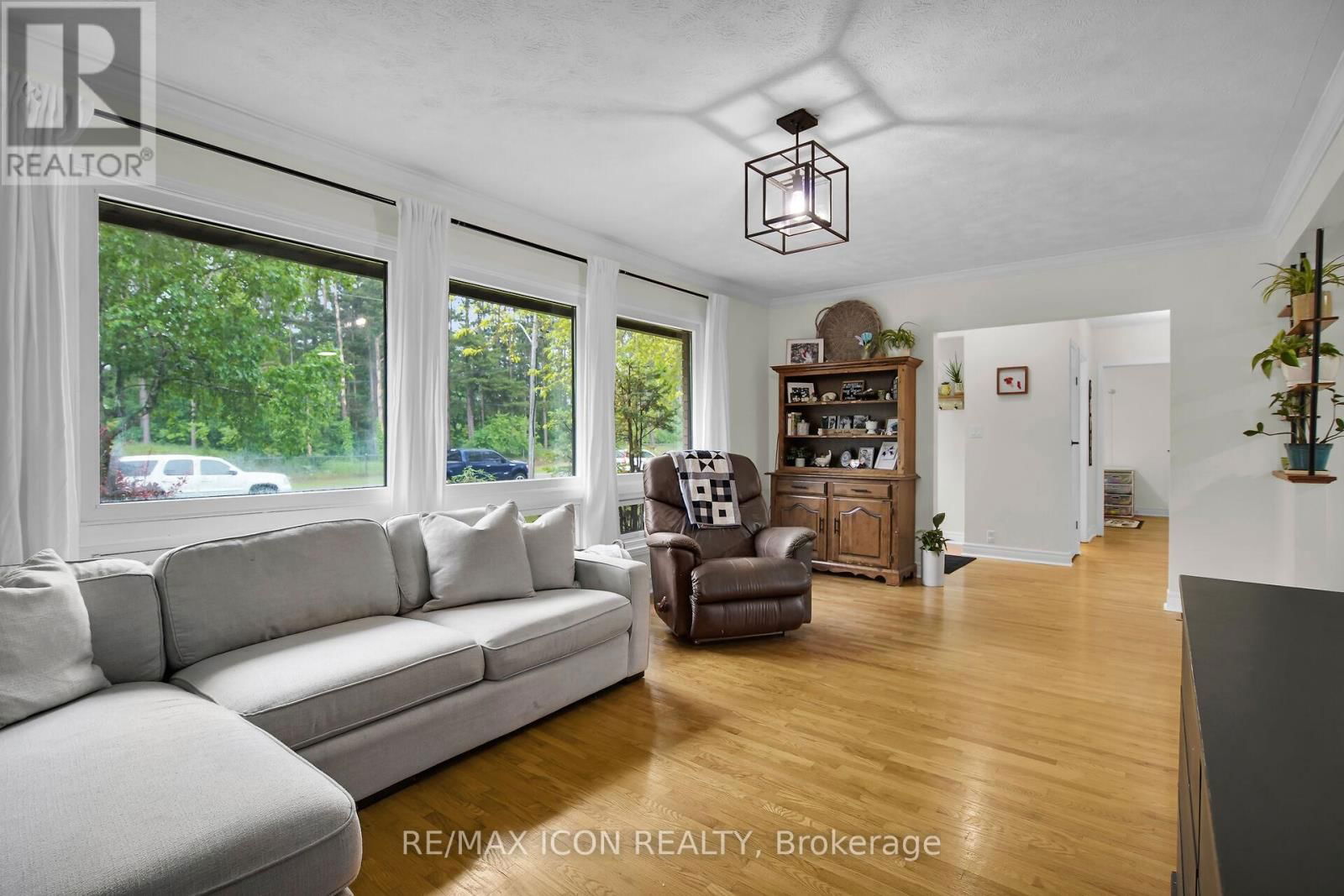 8241 SANDYTOWN ROAD Image 8