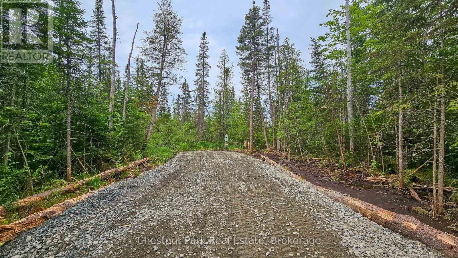 1022 THOMPSON ROAD Image 11