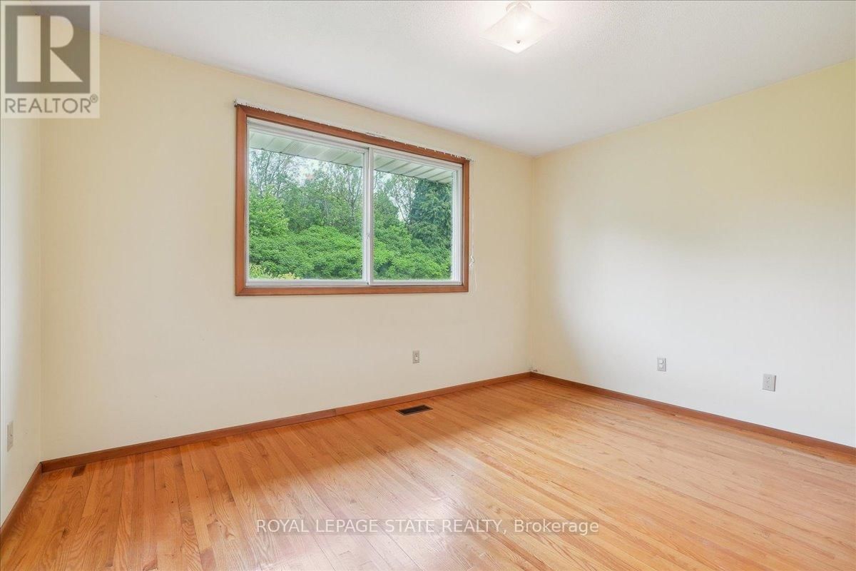 122 GLEN CASTLE DRIVE Image 23