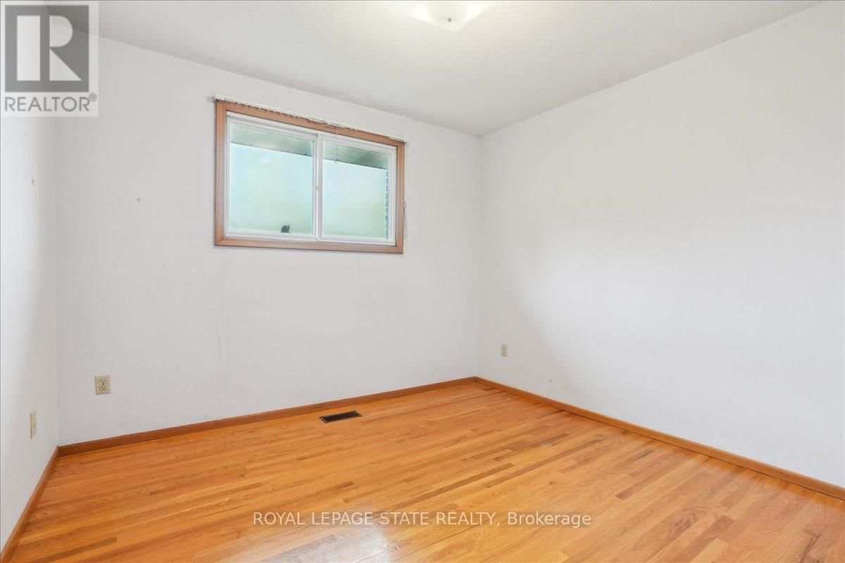 122 GLEN CASTLE DRIVE Image 24